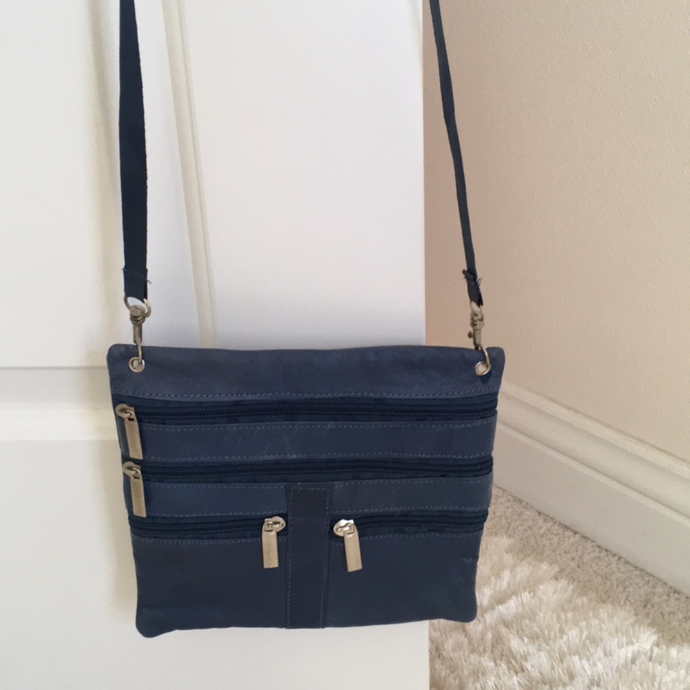 NWOT blue crossbody bag purse
